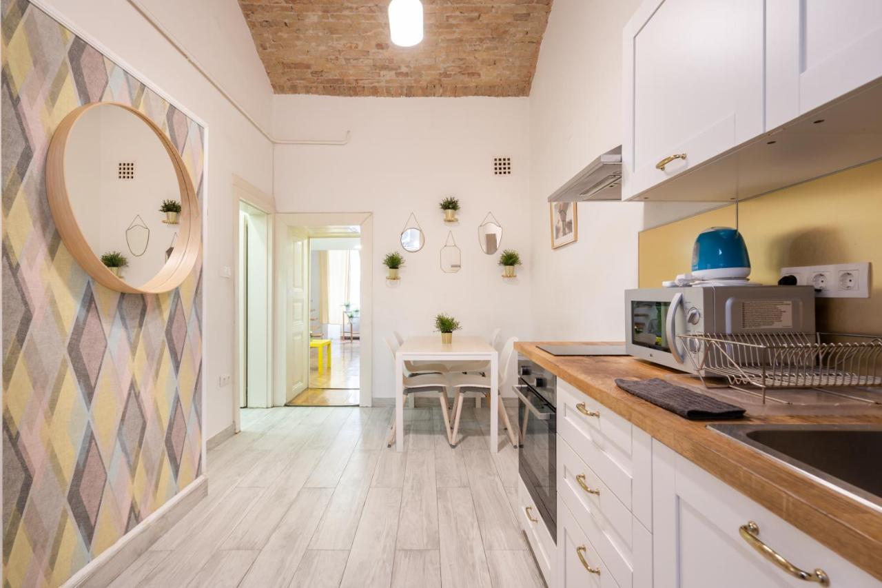 D20- Boutique Apartments, Best Location, By Bqa Budapest Eksteriør bilde